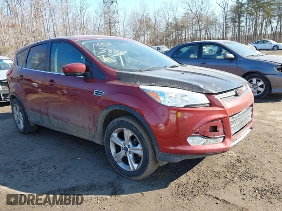 2015 Ford Escape SE with VIN 1FMCU9GX7FUC33881, listed as a IAAI auction lot 41397702 with 157,914 mi miles. Bid and sale history available at carsss.com. Image 1.