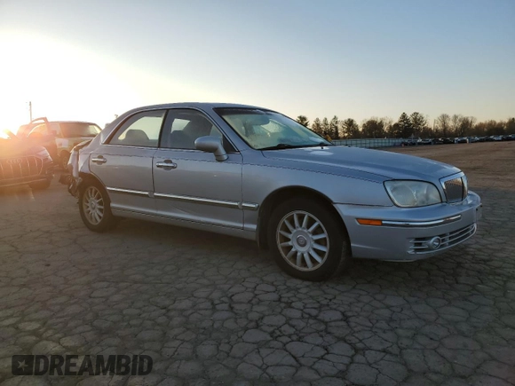 2004 Hyundai XG with VIN KMHFU45E04A316049, listed as a Copart auction lot 43229685 with 101,510 mi miles and Salvage Title. Bid and sale history available at DreamBid. Image 4.