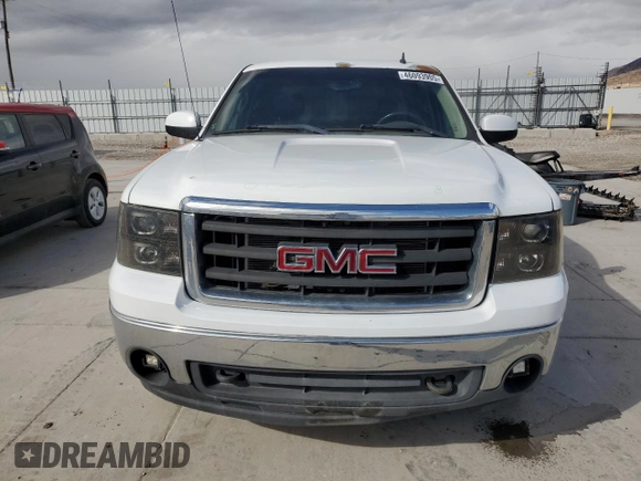 2013 GMC Sierra 1500 SLT with VIN 3GTP2WE73DG224589, listed as a Copart auction lot 46093905 with 71,874 mi miles and Salvage title. Bid and sale history available at DreamBid. Image 5.