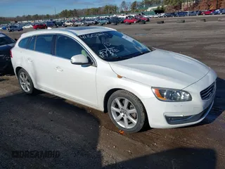 2017 Volvo V60 Premier with VIN YV140MEK0H1362820, listed as a IAAI auction lot 41160367 with 118,568 mi miles. Bid and sale history available at carsss.com. Image 1.