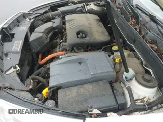 2013 Chevrolet Malibu Eco z VIN 1G11F5RR2DF105331, wystawiony jako IAAI lot #43552352 z przebiegiem 111 929 mil mil oraz . Historia ofert i sprzedaży dostępna na DreamBid. Obrazek 12.