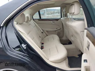 2016 Mercedes-Benz E-Class E 350 Luxury with VIN WDDHF8JB6GB186535, listed as a IAAI auction lot 41883817 with 116,342 mi miles. Bid and sale history available at carsss.com. Image 8.
