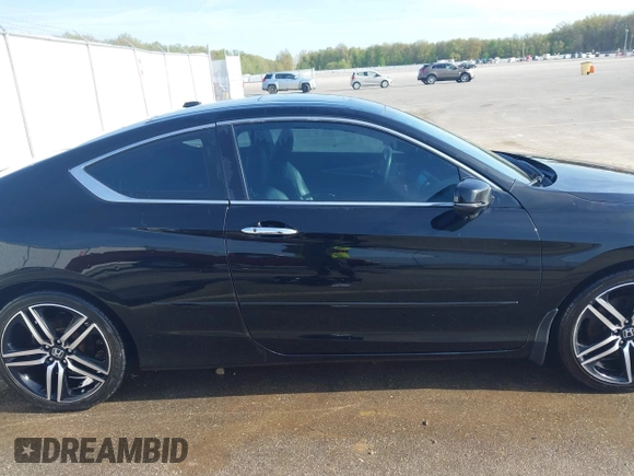 2016 Honda Accord Touring with VIN 1HGCT2B01GA001130, listed as a IAAI auction lot 42079687 with 92,641 mi miles and . Bid and sale history available at DreamBid. Image 14.