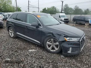 2020 Audi Q7 Premium with VIN WA1AJAF78LD011590, listed as a Copart auction lot 57129915 with 75,401 mi miles and Salvage title. Bid and sale history available at DreamBid. Image 4.