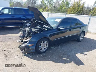 2005 Mercedes-Benz E-Class 3.2L with VIN WDBUF65J65A695704, listed as a IAAI auction lot 41618041 with 1 mi miles. Bid and sale history available at carsss.com. Image 2.