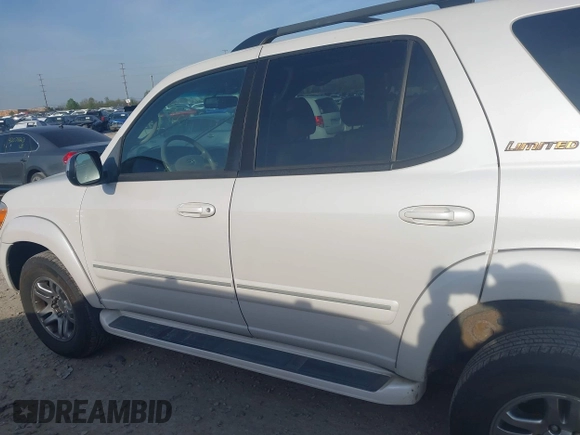 2007 Toyota Sequoia Limited with VIN 5TDBT48A87S286840, listed as a IAAI auction lot 42100819 with 304,590 mi miles and . Bid and sale history available at DreamBid. Image 14.