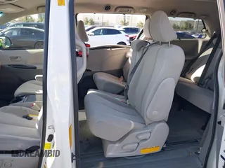 2012 Toyota Sienna LE AAS with VIN 5TDKK3DCXCS276325, listed as a IAAI auction lot 41791385 with 133,635 mi miles. Bid and sale history available at carsss.com. Image 8.