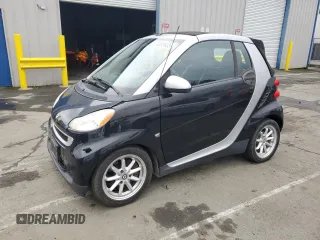 2008 Smart fortwo Passion z VIN WMEEK31X08K089762, wystawiony jako Copart lot #44005435 z przebiegiem 57 192 mil mil oraz Szkody całkowita. Historia ofert i sprzedaży dostępna na DreamBid. Obrazek 1.