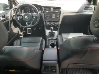 2018 Volkswagen GTI S z VIN 3VW547AU2JM288605, wystawiony jako Copart lot #53961235 z przebiegiem 121 304 mil mil oraz Szkoda całkowita • Salvage title. Historia ofert i sprzedaży dostępna na DreamBid. Obrazek 8.