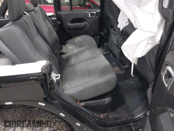 2024 Jeep Wrangler Willys z VIN 1C4RJXN66RW162106, wystawiony jako IAAI lot #41749436 z przebiegiem 15 625 mil mil oraz . Historia ofert i sprzedaży dostępna na DreamBid. Obrazek 8.