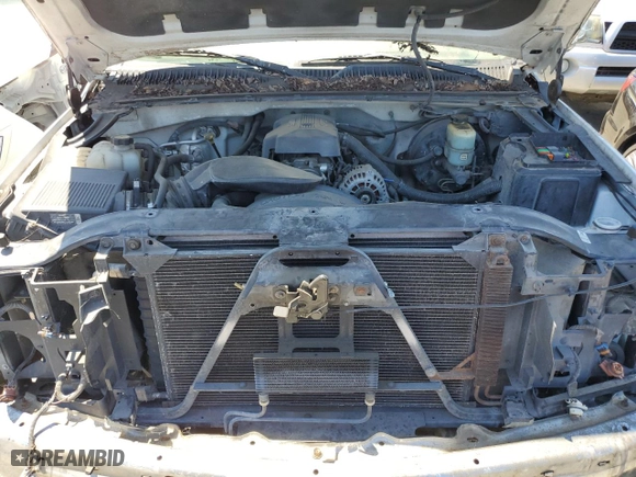 2000 Chevrolet Silverado 1500 LS with VIN 2GCEK19T2Y1156978, listed as a Copart auction lot 63539884 with 209,759 mi miles and Salvage Title. Bid and sale history available at carsss.com. Image 11.