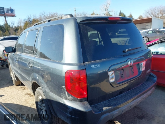 2005 Honda Pilot EX-L with VIN 2HKYF18545H505783, listed as a IAAI auction lot 41615185 with 154,417 mi miles. Bid and sale history available at carsss.com. Image 3.