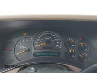 2003 Chevrolet Silverado 1500 with VIN 2GCEC19T531223479, listed as a IAAI auction lot 41706102 with 218,093 mi miles. Bid and sale history available at carsss.com. Image 7.