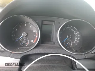 2013 Volkswagen Golf w/Sunroof & Navi z VIN WVWPF7AJ8DW015068, wystawiony jako Copart lot #52821445 z przebiegiem Nie podano mil oraz Szkoda całkowita • Salvage title. Historia ofert i sprzedaży dostępna na DreamBid. Obrazek 9.