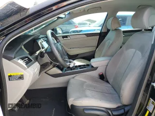 2017 Hyundai Sonata Hybrid SE with VIN KMHE24L19HA051476, listed as a Copart auction lot 47921523 with 110,826 mi miles. Bid and sale history available at carsss.com. Image 7.