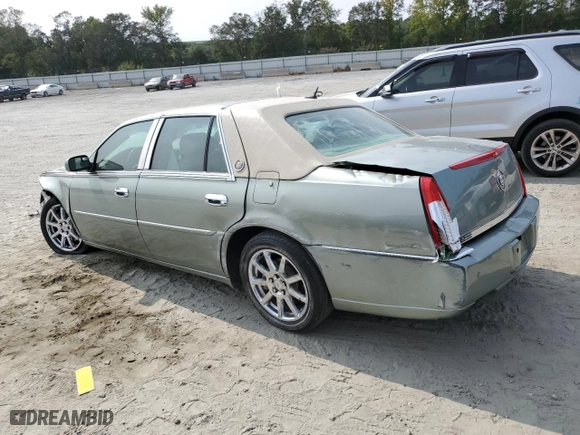 2007 Cadillac DTS Performance with VIN 1G6KD57967U131549, listed as a Copart auction lot 70918804 with 73,618 mi miles and Salvage Title. Bid and sale history available at carsss.com. Image 2.