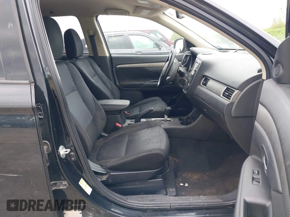 2014 Mitsubishi Outlander SE z VIN JA4AZ3A39EZ000175, wystawiony jako IAAI lot #42250775 z przebiegiem 195 858 mil mil oraz . Historia ofert i sprzedaży dostępna na DreamBid. Obrazek 5.