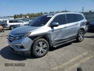 2017 Honda Pilot EX with VIN 5FNYF6H31HB048722, listed as a Copart auction lot 53606135 with 106,538 mi miles and Salvage Title. Bid and sale history available at DreamBid. Image 1.