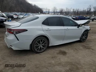 2023 Toyota Camry SE with VIN 4T1G11AK7PU135153, listed as a Copart auction lot 47253645 with 31,246 mi miles and Salvage Title. Bid and sale history available at DreamBid. Image 3.