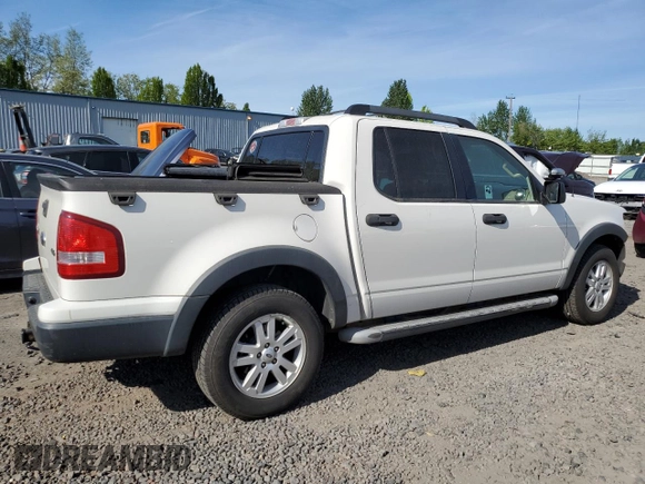 2008 Ford Explorer Sport Trac XLT z VIN 1FMEU51E58UA51947, wystawiony jako Copart lot #55703625 z przebiegiem 265 814 mil mil oraz Szkoda całkowita • Salvage title. Historia ofert i sprzedaży dostępna na DreamBid. Obrazek 3.