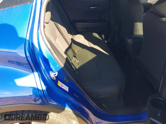 2018 Toyota C-HR XLE z VIN NMTKHMBXXJR007134, wystawiony jako IAAI lot #42004283 z przebiegiem 174 336 mil mil oraz . Historia ofert i sprzedaży dostępna na DreamBid. Obrazek 8.