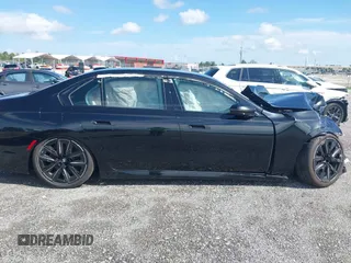 2024 BMW 7 Series 740i with VIN WBA23EH01RCR40270, listed as a IAAI auction lot 41094809 with 8,835 mi miles and . Bid and sale history available at DreamBid. Image 13.