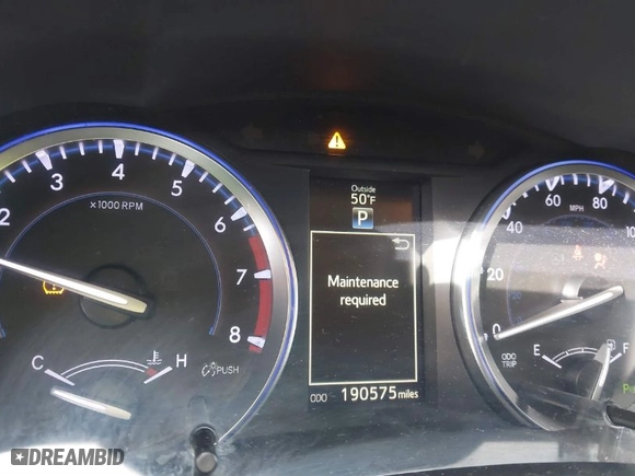2015 Toyota Highlander Limited with VIN 5TDDKRFH5FS174178, listed as a IAAI auction lot 41671991 with 190,575 mi miles. Bid and sale history available at carsss.com. Image 7.