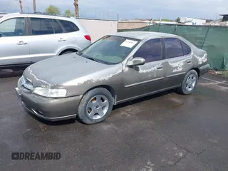 2000 Nissan Altima XE with VIN 1N4DL01D3YC202339, listed as a IAAI auction lot 42188804 with 129,579 mi miles and . Bid and sale history available at carsss.com. Image 2.