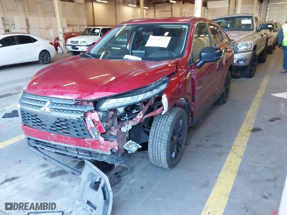 2022 Mitsubishi Eclipse Cross LE with VIN JA4ATVAA6NZ013879, listed as a IAAI auction lot 41450278 with 33,830 mi miles. Bid and sale history available at carsss.com. Image 2.