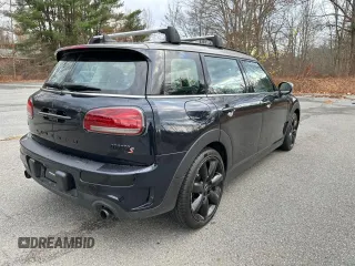 2022 MINI Clubman Cooper S with VIN WMWLV7C06N2R30013, listed as a Copart auction lot 87133304 with 182,647 mi miles and Clean Title. Bid and sale history available at carsss.com. Image 4.