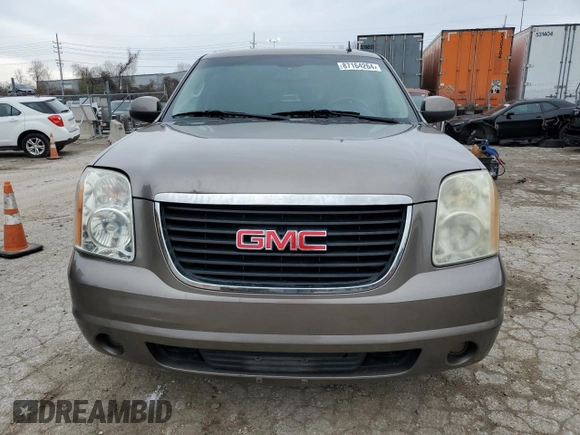 2011 GMC Yukon XL SLE with VIN 1GKS1HE00BR384801, listed as a Copart auction lot 87164264 with 210,809 mi miles and Clean Title. Bid and sale history available at carsss.com. Image 5.