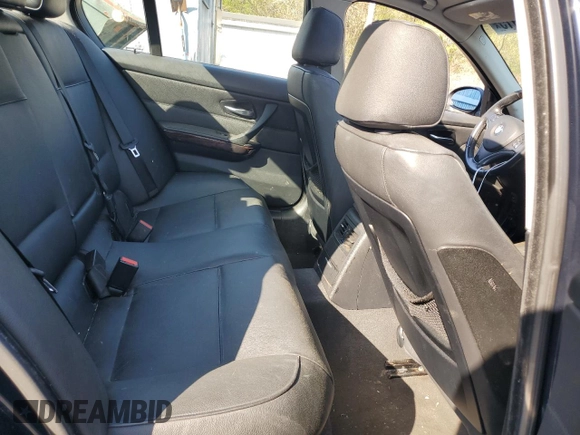 2007 BMW 3 Series 328xi with VIN WBAVC73597KP30532, listed as a Copart auction lot 54102915 with 143,583 mi miles and Clean title. Bid and sale history available at DreamBid. Image 10.