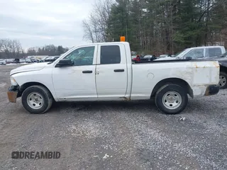 2019 Ram 1500 Tradesman z VIN 1C6RR7FG6KS626077, wystawiony jako IAAI lot #41686501 z przebiegiem 86 338 mil mil oraz . Historia ofert i sprzedaży dostępna na DreamBid. Obrazek 14.