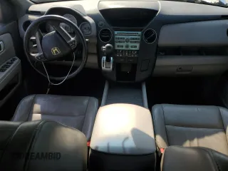 2011 Honda Pilot EX-L z VIN 5FNYF4H54BB031703, wystawiony jako Copart lot #60595295 z przebiegiem Nie podano mil oraz Czysty tytuł • Clean title. Historia ofert i sprzedaży dostępna na DreamBid. Obrazek 8.