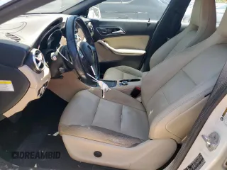 2014 Mercedes-Benz CLA 250 z VIN WDDSJ4EB2EN065388, wystawiony jako Copart lot #66195025 z przebiegiem 190 354 mil mil oraz Czysty tytuł • Clean title. Historia ofert i sprzedaży dostępna na DreamBid. Obrazek 7.