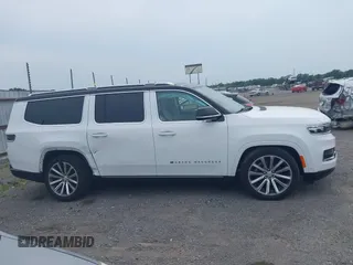 2023 Jeep Grand Wagoneer Series II с VIN 1C4SJSFP2PS556928, выставлен на аукционе IAAI как лот 42484652 с пробегом 57 946 миль миль и . История ставок и продаж доступна на DreamBid. Изображение 13.