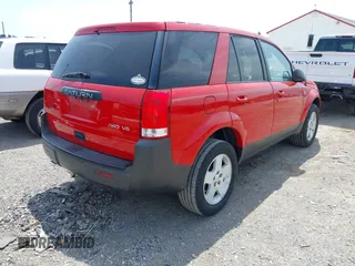 2004 Saturn VUE V6 with VIN 5GZCZ63474S837972, listed as a IAAI auction lot 42140284 with 189,000 mi miles and . Bid and sale history available at DreamBid. Image 4.