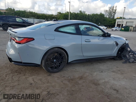 2024 BMW M4 Competition z VIN WBS33AZ01RCP71505, wystawiony jako Copart lot #63434764 z przebiegiem Nie podano mil oraz Szkoda całkowita • Salvage title. Historia ofert i sprzedaży dostępna na DreamBid. Obrazek 3.