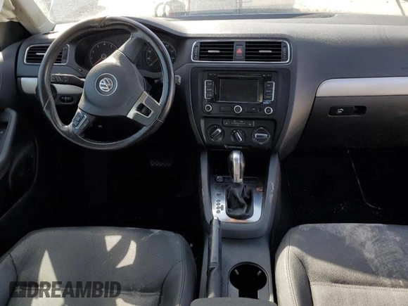 2011 Volkswagen Jetta SEL с VIN 3VWLX7AJ2BM330101, выставлен на аукционе Copart как лот 47774335 с пробегом 183 472 миль миль и Списание • Salvage title. История ставок и продаж доступна на DreamBid. Изображение 8.