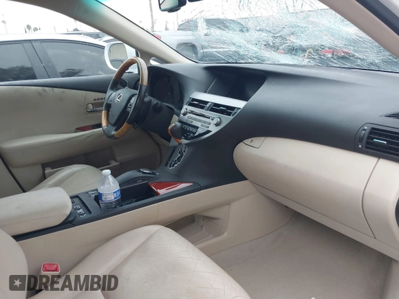 2012 Lexus RX 350 z VIN 2T2BK1BA1CC146640, wystawiony jako IAAI lot #41860304 z przebiegiem 81 081 mil mil oraz . Historia ofert i sprzedaży dostępna na DreamBid. Obrazek 5.