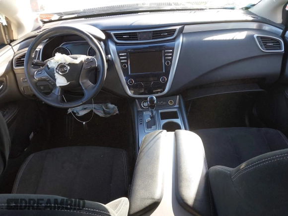 2020 Nissan Murano SV z VIN 5N1AZ2BJ3LN135407, wystawiony jako IAAI lot #41316924 z przebiegiem 83 656 mil mil oraz . Historia ofert i sprzedaży dostępna na DreamBid. Obrazek 5.