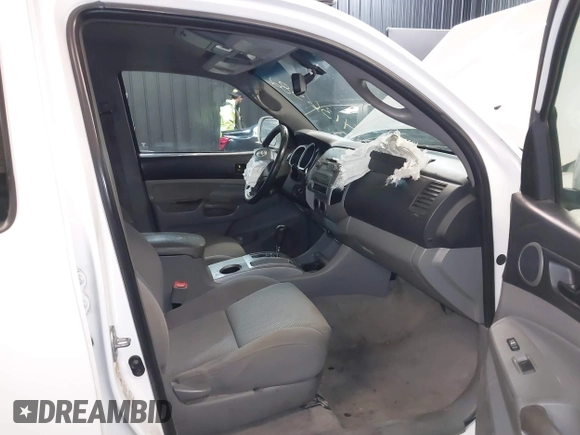 2009 Toyota Tacoma with VIN 5TEMU52N89Z620734, listed as a IAAI auction lot 41365825 with 336,070 mi miles and . Bid and sale history available at DreamBid. Image 5.