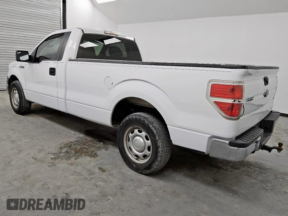 2014 Ford F-150 XL с VIN 1FTMF1CMXEKF21047, выставлен на аукционе Copart как лот 54858515 с пробегом 180 045 миль миль и Чистый • Clean title. История ставок и продаж доступна на DreamBid. Изображение 2.