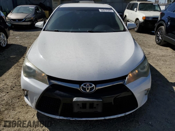 2015 Toyota Camry XLE with VIN 4T1BF1FK5FU032378, listed as a Copart auction lot 52812325 with 172,579 mi miles and Salvage Title. Bid and sale history available at carsss.com. Image 5.