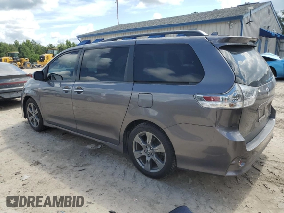 2018 Toyota Sienna SE with VIN 5TDXZ3DC5JS921882, listed as a Copart auction lot 62347815 with 136,472 mi miles and Salvage title. Bid and sale history available at DreamBid. Image 2.