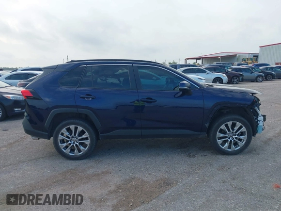 2022 Toyota RAV4 XLE Premium с VIN 2T3C1RFV5NW211019, выставлен на аукционе IAAI как лот 42130420 с пробегом 52 097 миль миль и . История ставок и продаж доступна на DreamBid. Изображение 14.