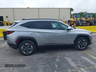2025 Hyundai Tucson SEL z VIN 5NMJB3DE5SH465219, wystawiony jako IAAI lot #42490892 z przebiegiem 11 135 mil mil oraz . Historia ofert i sprzedaży dostępna na DreamBid. Obrazek 13.