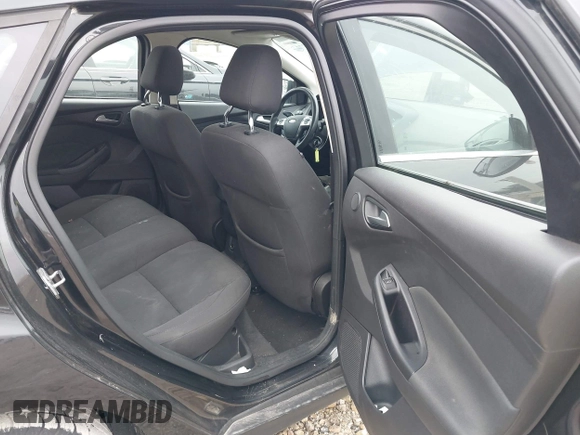 2012 Ford Focus SEL with VIN 1FAHP3M28CL336001, listed as a IAAI auction lot 40876771 with 147,017 mi miles. Bid and sale history available at carsss.com. Image 8.