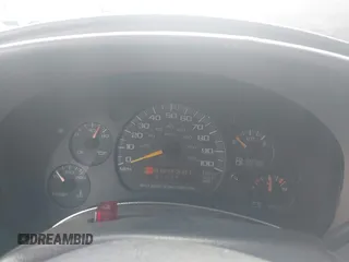 1999 Chevrolet Astro z VIN 1GNDM19W6XB162935, wystawiony jako IAAI lot #42230563 z przebiegiem 317 204 mil mil oraz . Historia ofert i sprzedaży dostępna na DreamBid. Obrazek 7.