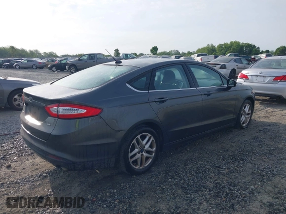 2016 Ford Fusion SE with VIN 3FA6P0H73GR222250, listed as a IAAI auction lot 42083236 with 220,365 mi miles and . Bid and sale history available at carsss.com. Image 4.